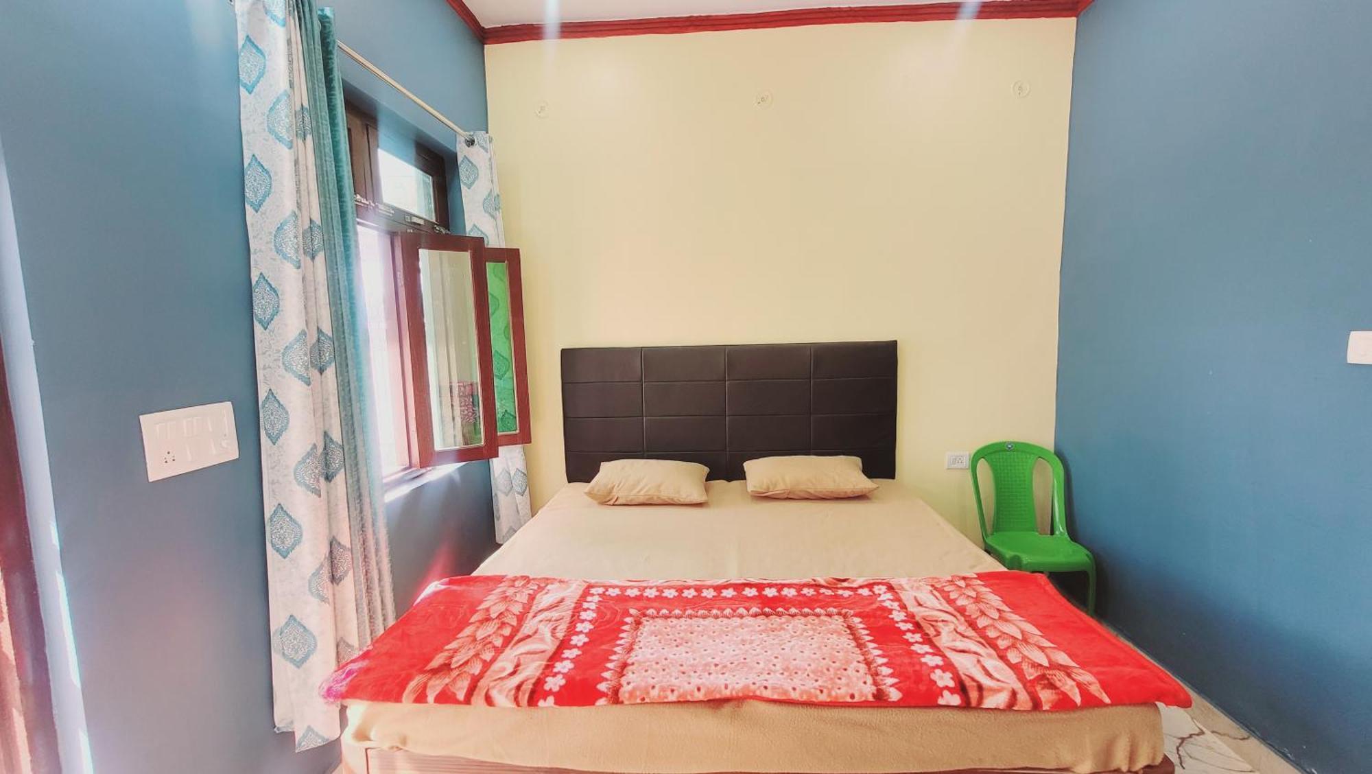 Mahi Restaurant & Guest House 알모라 외부 사진